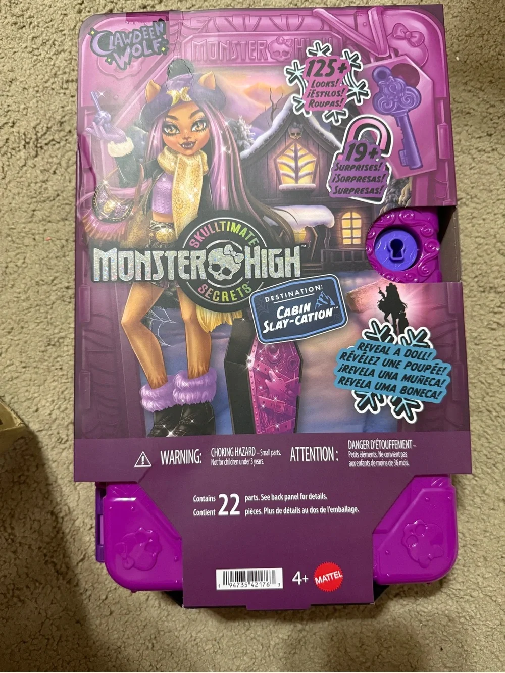 Monster High Cabin Slay-cation Playset — Purple & Pink Artwork